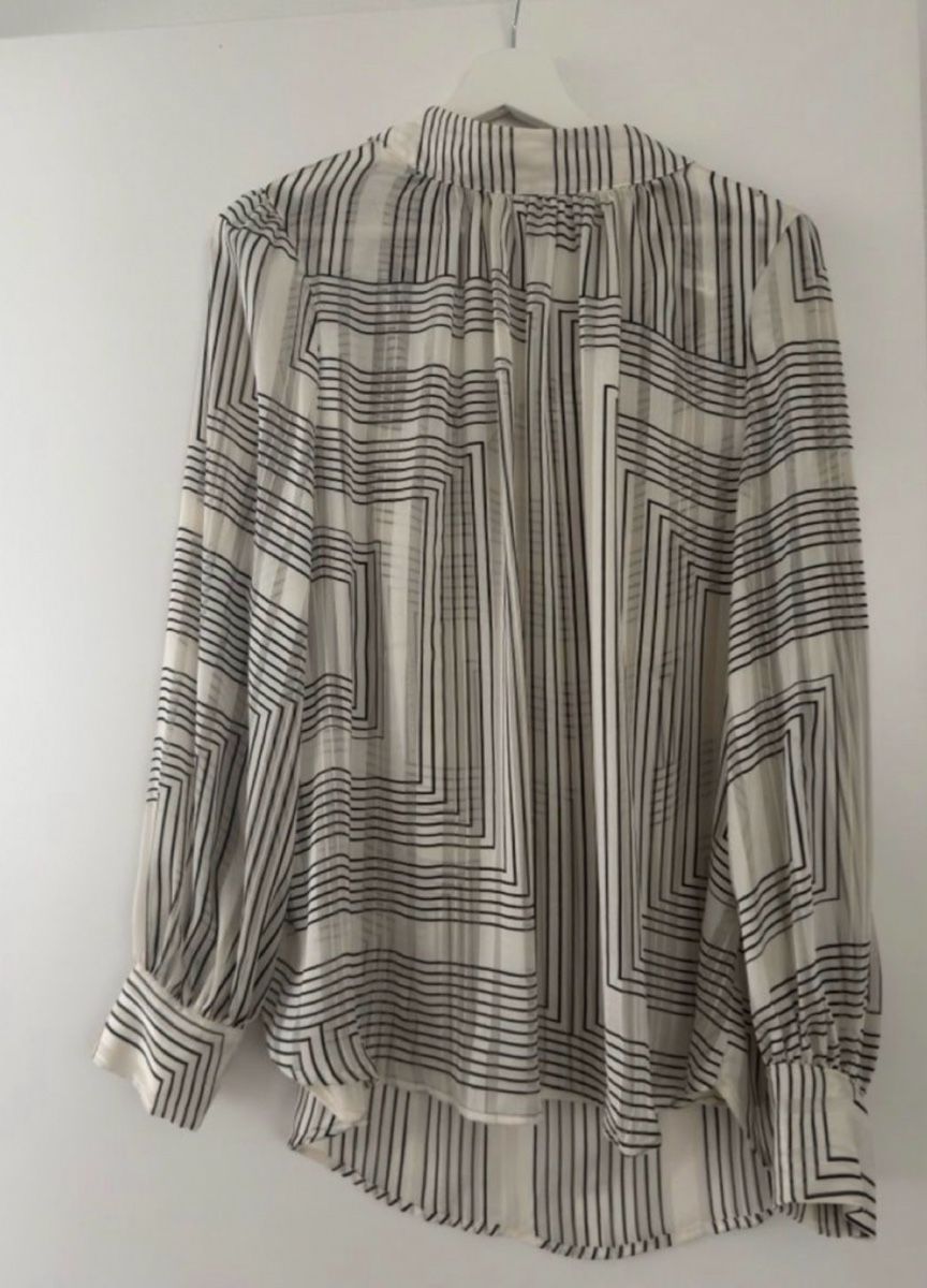 H&M Chemisiers: H&M Bluse, Gr.XL | einmal getragen – Neuf avec emballage d'origine à Sins par sum_lv6d 1
