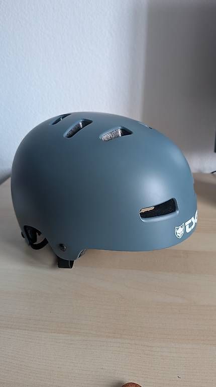 Helme: TSG Evolution Helm – Gebraucht aus Zürich von fil_smc5 2
