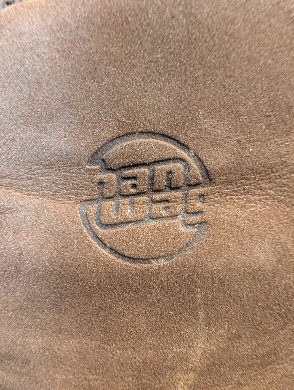 Hanwag Scarpe da uomo: Hanwag Alaska Wide 42 – Usato da Davos Platz venduto da sch_6yrs 2