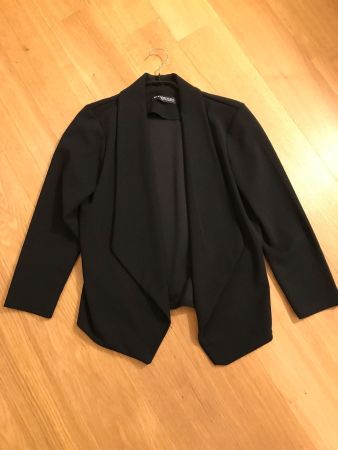 Blazerjäckchen schwarz XS leicht NEU