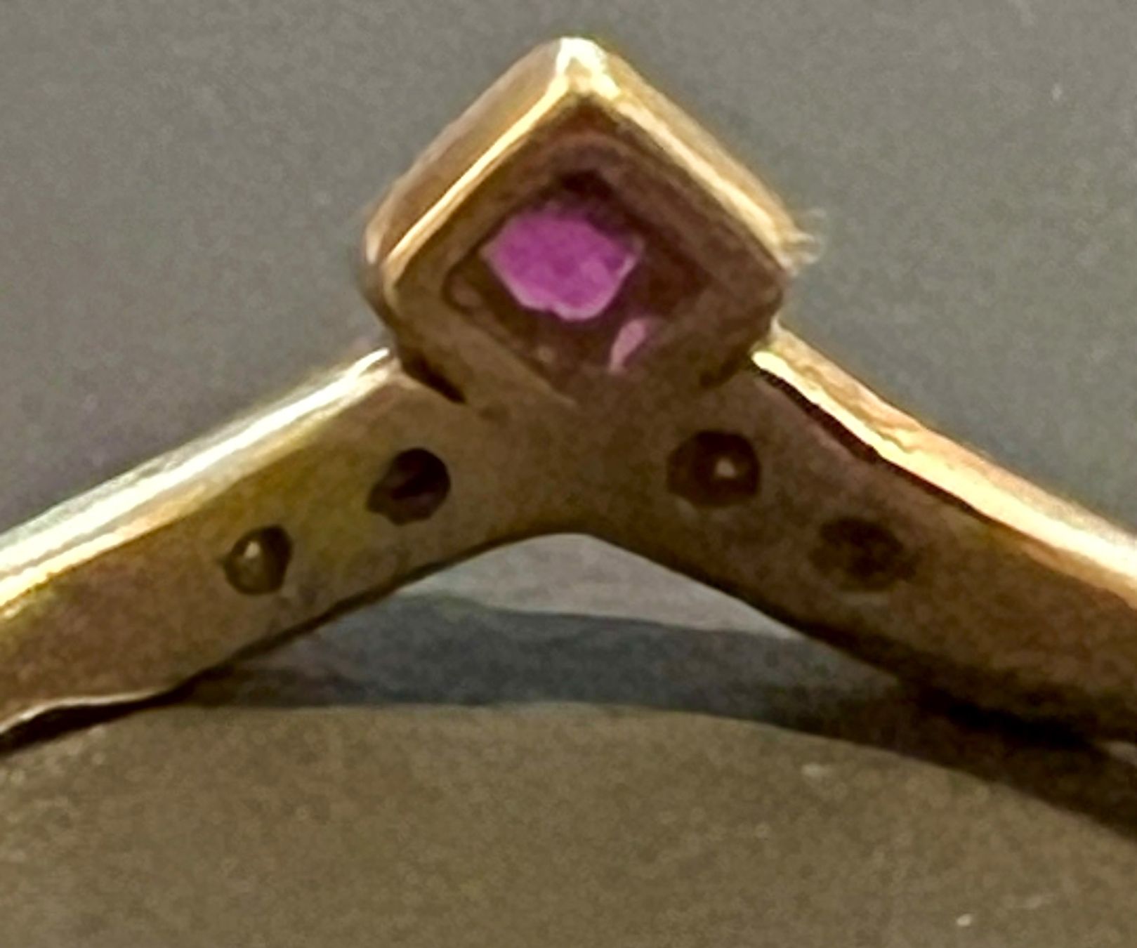 Anelli: Gold-Ring 14K mit Steinen – Usato da Chur venduto da Penting1935 4