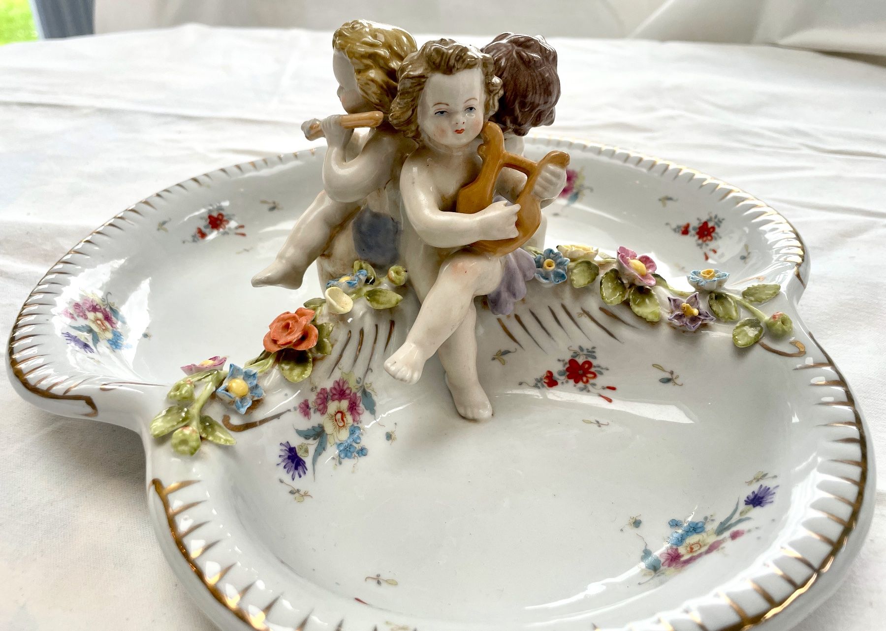 Servierplatten: Jugendstil Porzellan Schale – Gebraucht aus Kleinlützel von Schatzkiste_Laufen