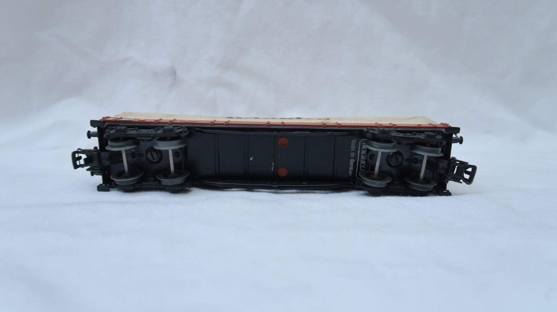 Märklin Modelleisenbahnen: MÄRKLIN Planen-Güterwagen (2) – Gebraucht aus Muttenz von Laeckerlihamschter 7