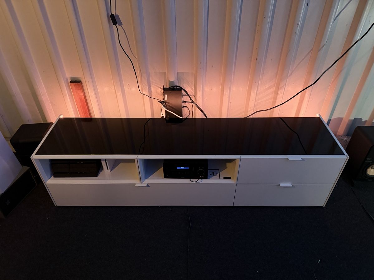 Meubles TV: TV Sideboard – D'occasion à Kloten par dav_cj62