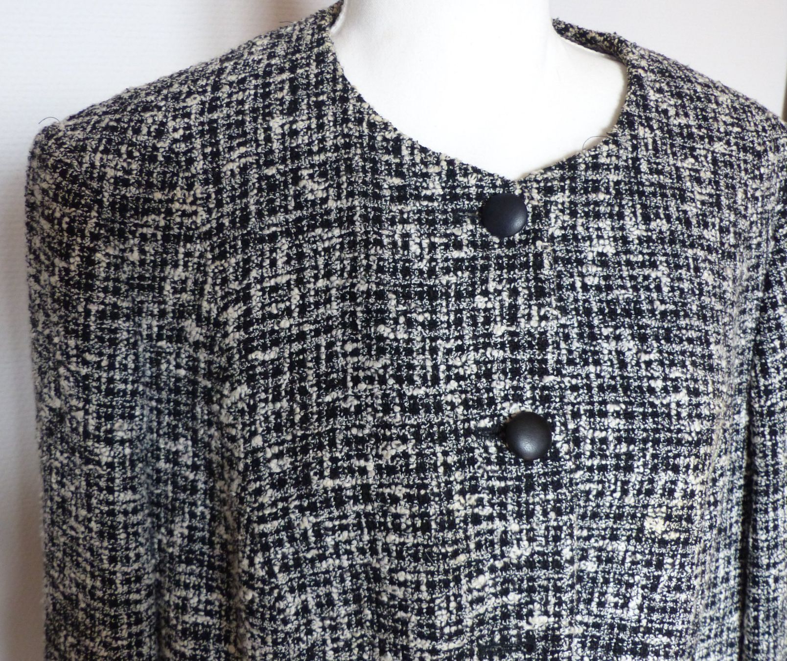 Cappotti: Bouclé-Kurzmantel von elegance Gr. 44 – Usato da Feldis/Veulden venduto da hoppelhaas 1