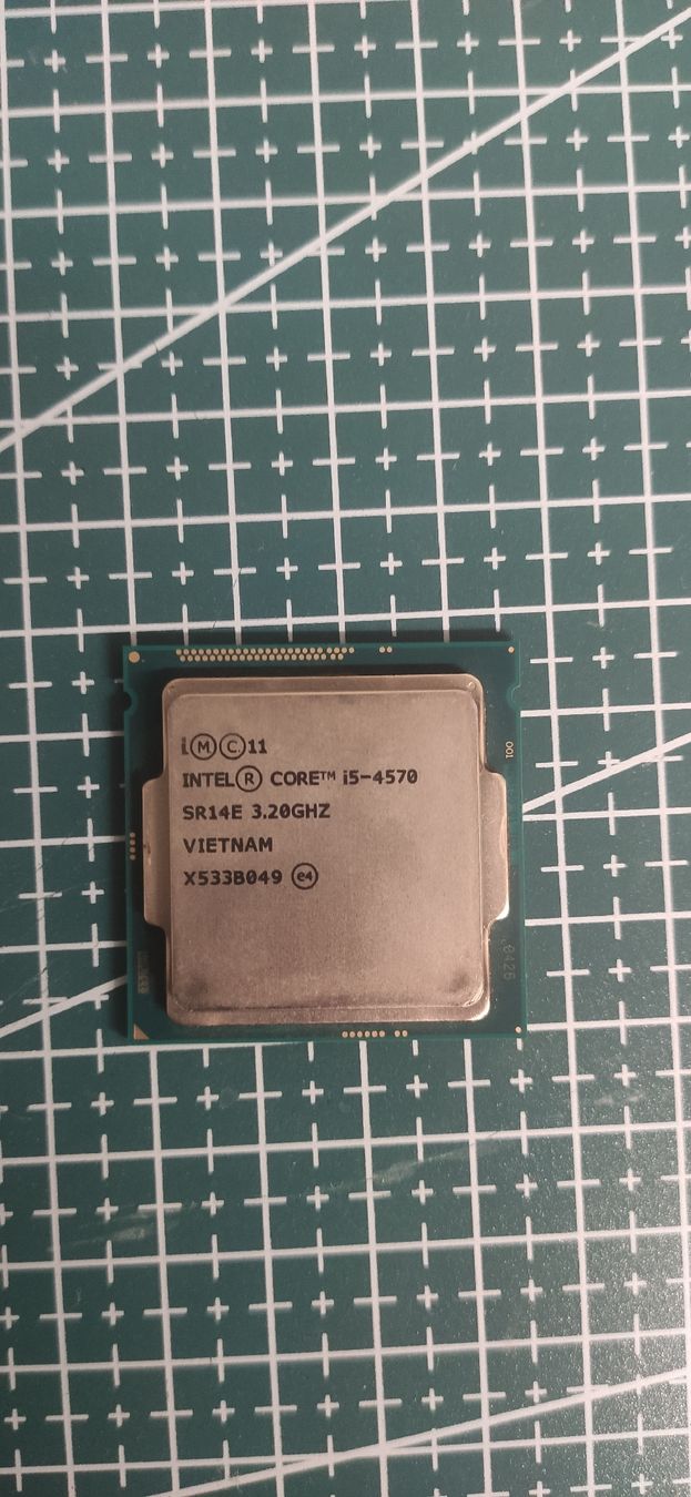 Intel Componenti elettronici: Prozzesor i5-4570 – Usato da Triesenberg venduto da MM1929