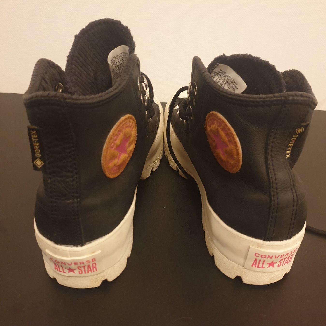 Converse Scarpe da uomo: Converse Gore-Tex Gr. 39.5, Aussenmaterial Leder – Usato da Rothenburg venduto da aki011 1