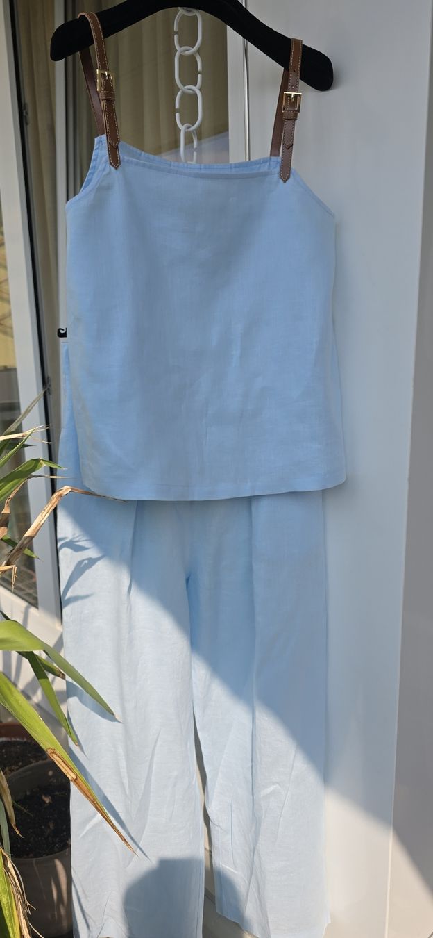 Anzüge & Kostüme: Semicouture Sommer Top mit Hose. Gr.42 – Gebraucht aus Zürich von Olala_