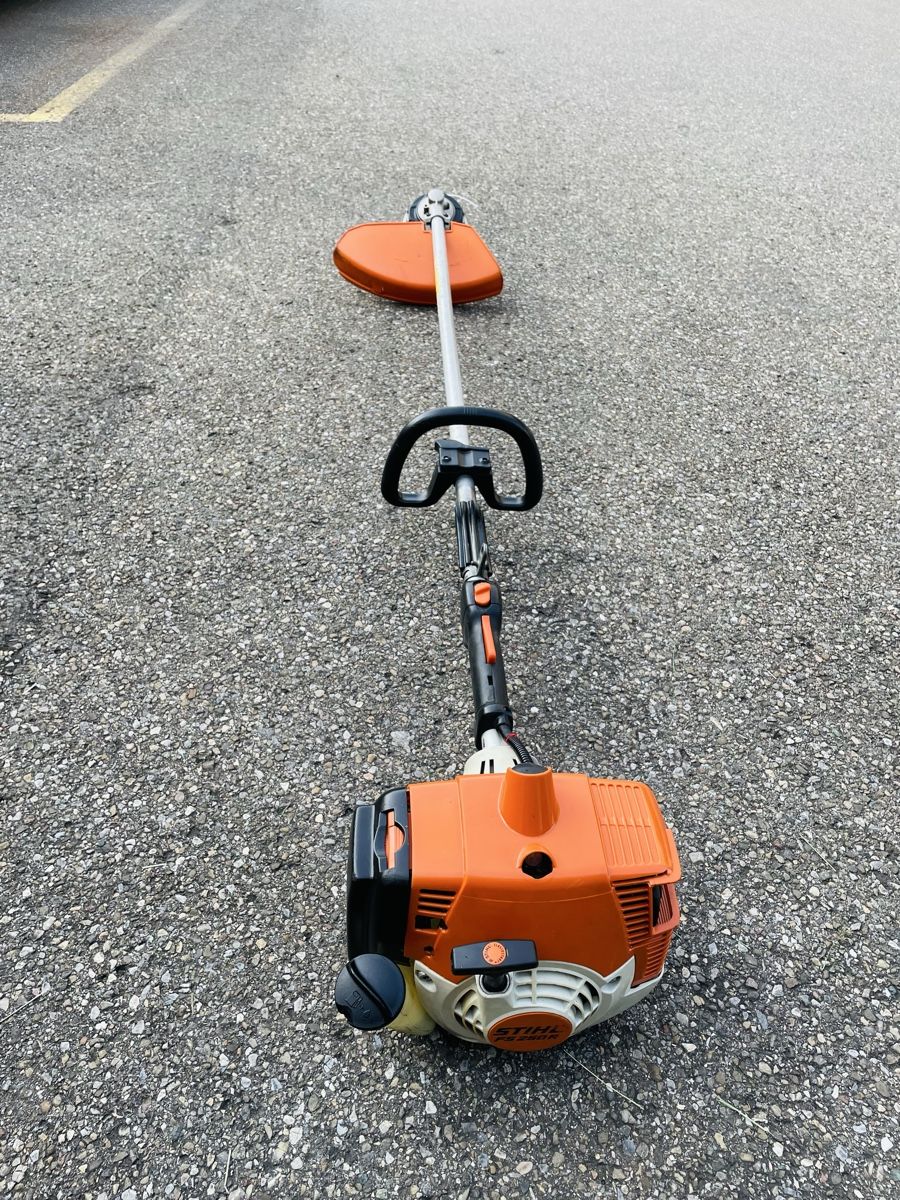 Stihl Alle Werkzeuge: Rasentrimmer Stihl FS 250 Profi – Gebraucht aus Würenlos von Shop_Shop 4