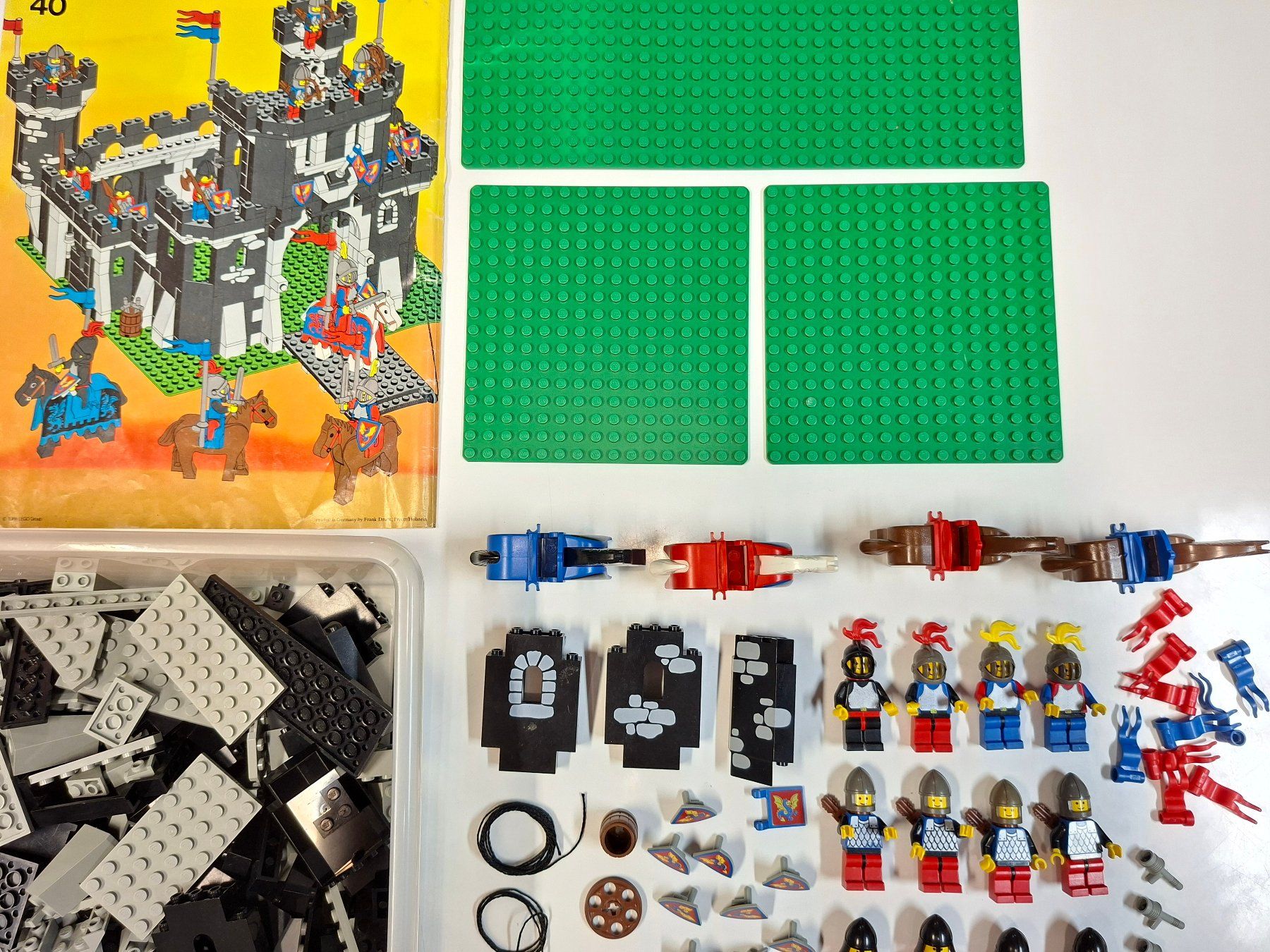 Lego Spielzeuge: Lego 6085 Black Knights Black Monarch's Castle – Gebraucht aus Sils im Domleschg von AMAG_AUDI_ZH 4