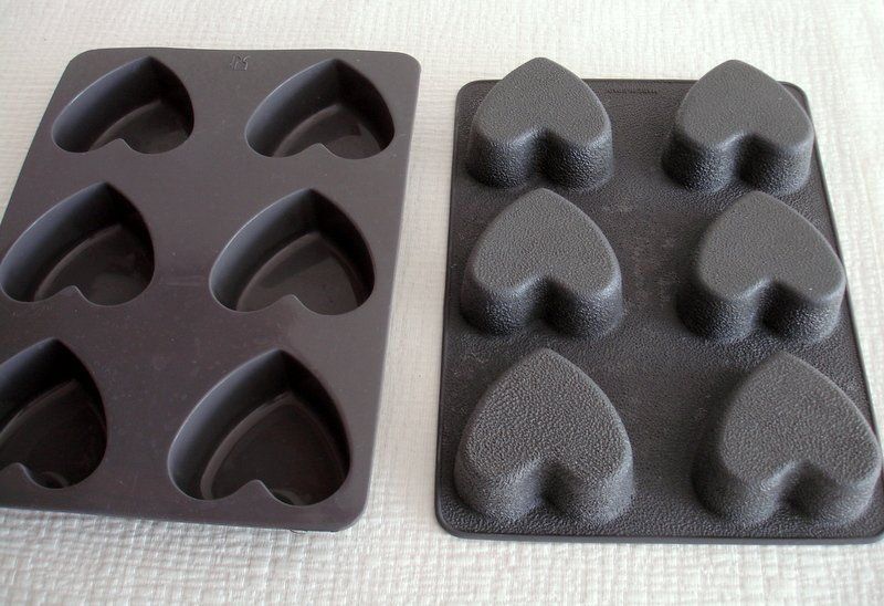 Betty Bossi Teglie da forno: 2 er Set Herzbackformen Betty Bossi – Usato da Winterthur venduto da delfin1314 2