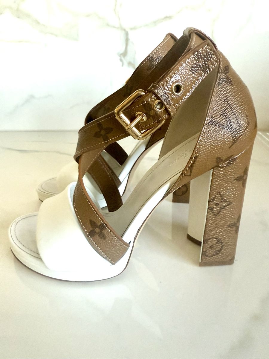 Louis Vuitton Scarpe da donna: Louis Vuitton sandale taille 37 – Nuovo (secondo la descrizione) da Cologny venduto da sab_xh7v