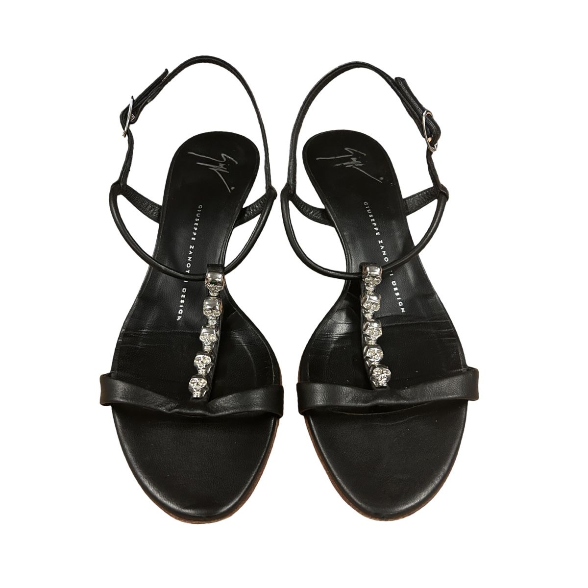 Zanotti Damenschuhe: Giuseppe Zanotti Black Leather Skull Sandals Size 37 – Gebraucht aus Bursinel von rud_9mxh