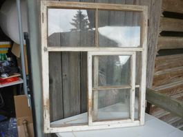 Altes Fenster Holzrahmen  Löifterli Speicherfenster