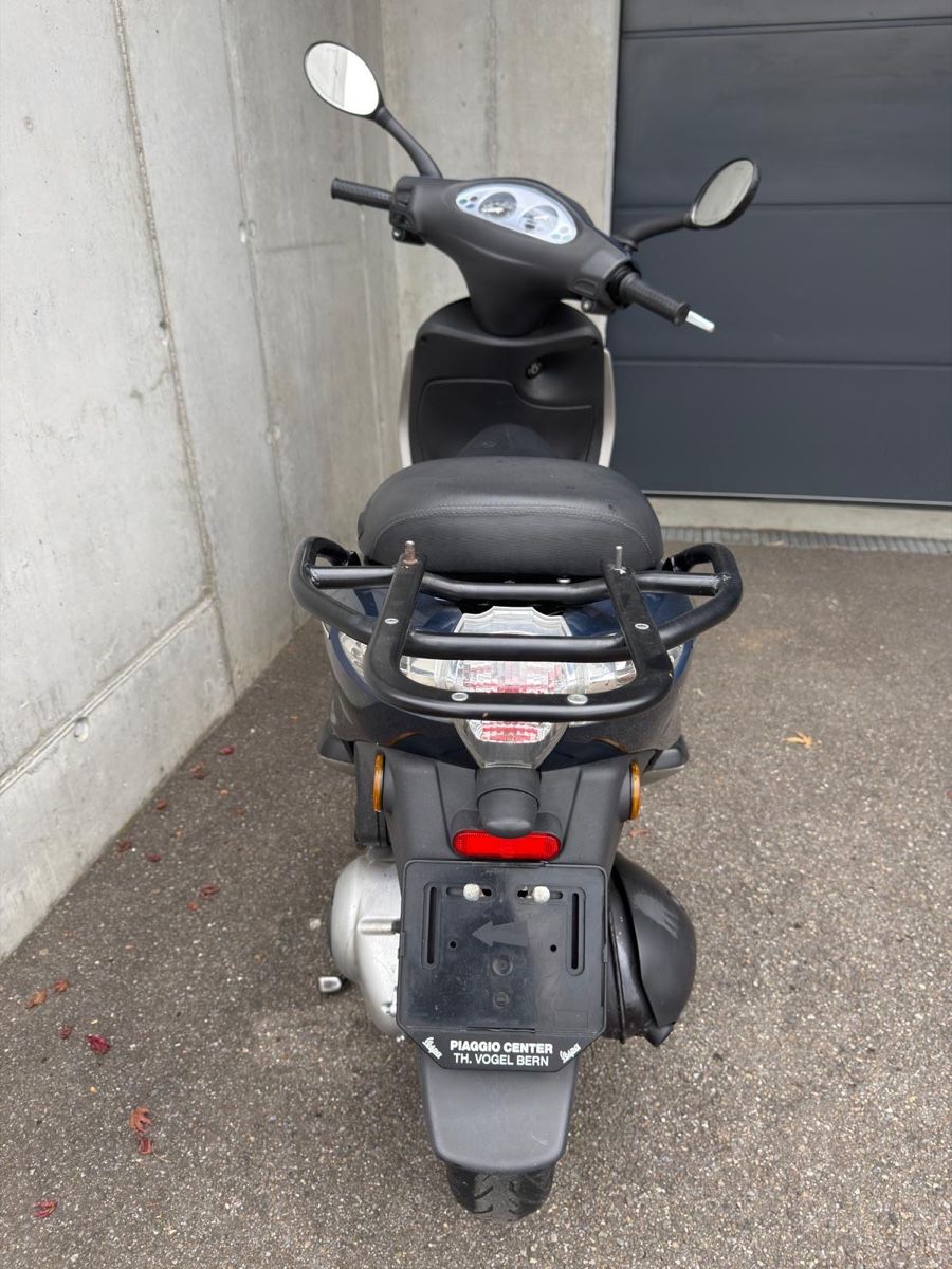 Piaggio Scooters: Piaggio Fly 125ccm Roller – D'occasion à Jonen par Kai71 4