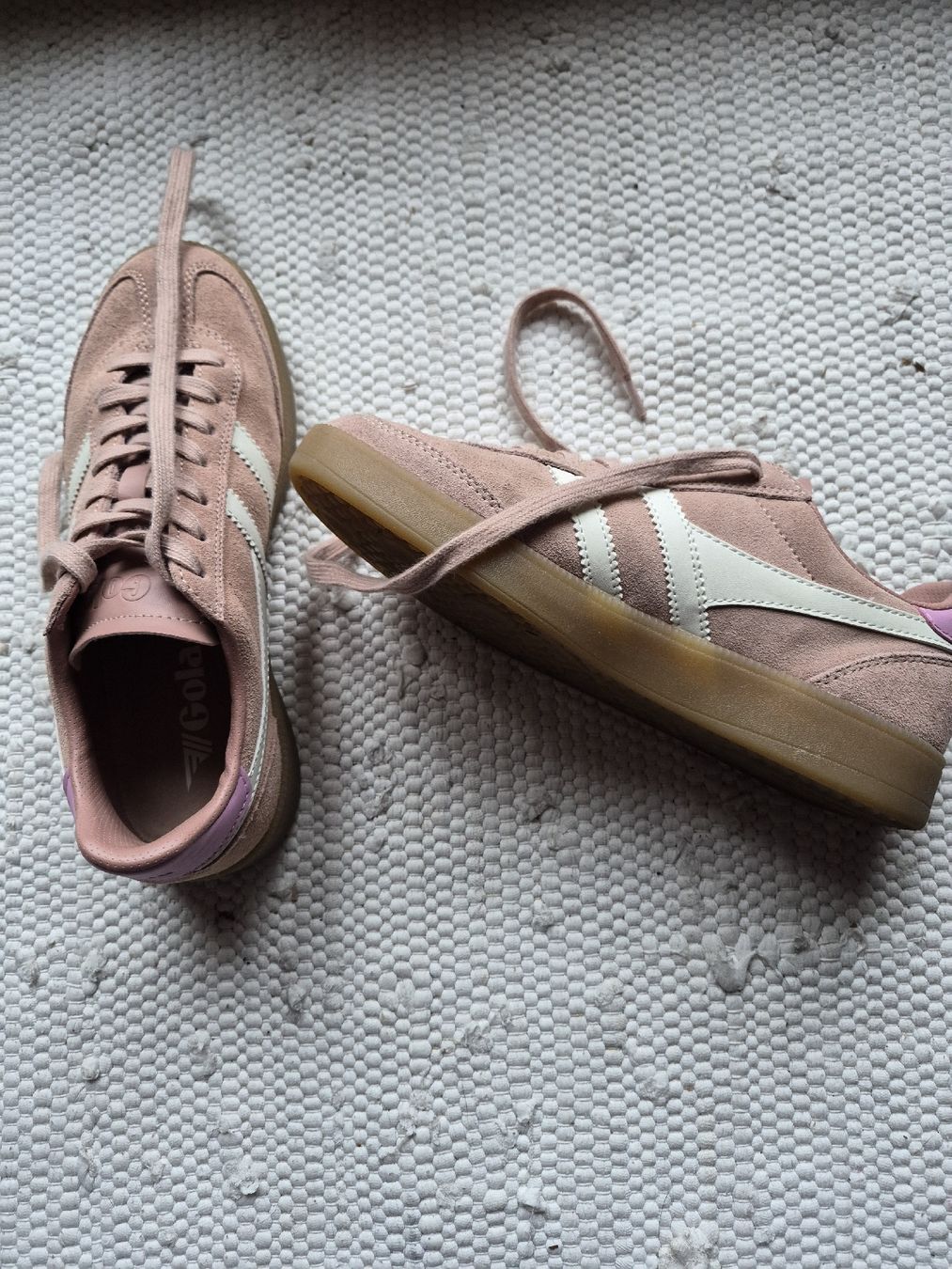 Scarpe da donna: Sneakers rosa,  Grösse 38 – Usato da Lauterbrunnen venduto da MassimoNr.01 1