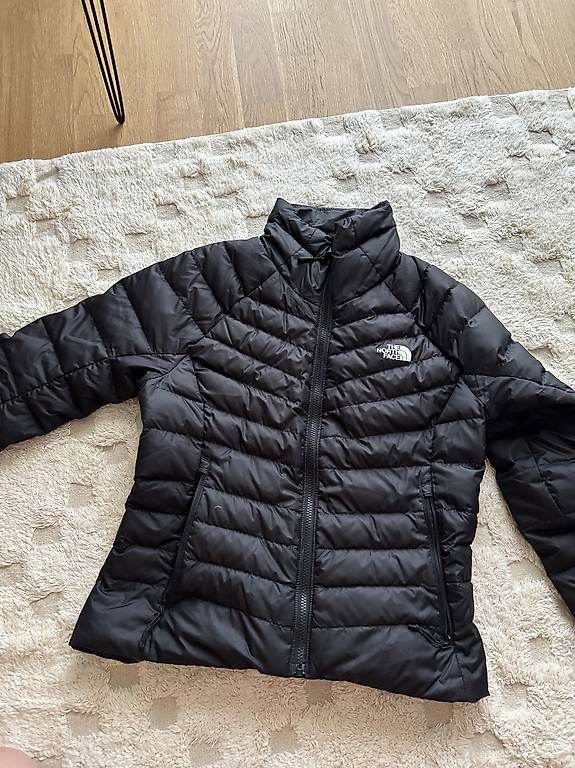 North Face Jacken: The North Face Damenjacke gr. M – Gebraucht aus Zizers von L.Berther