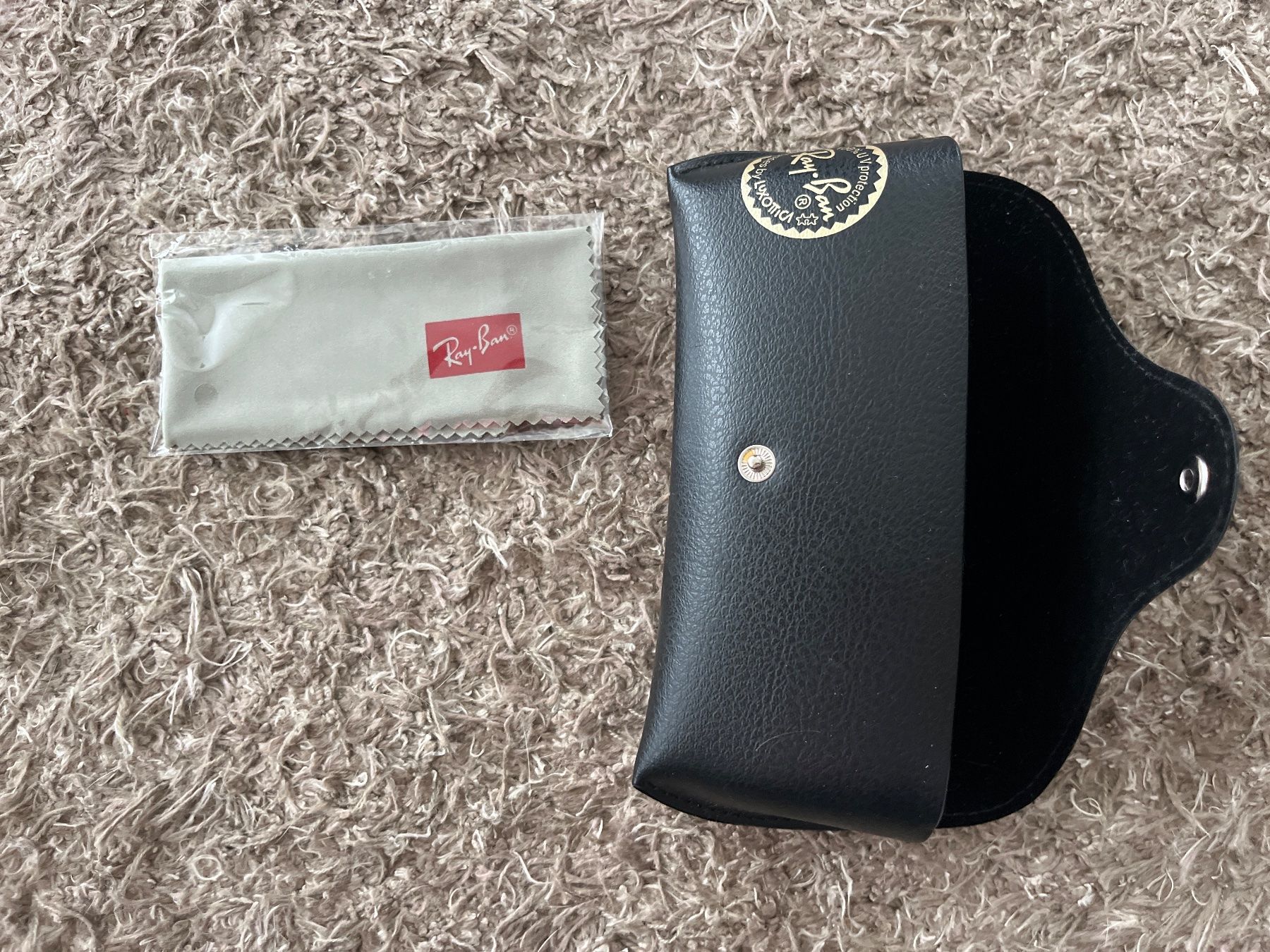 Ray-Ban Brillen & Gläser: Ray-Ban Sonnenbrille Pilot silber – Neu (gemäss Beschreibung) aus Bern von Knucki 1