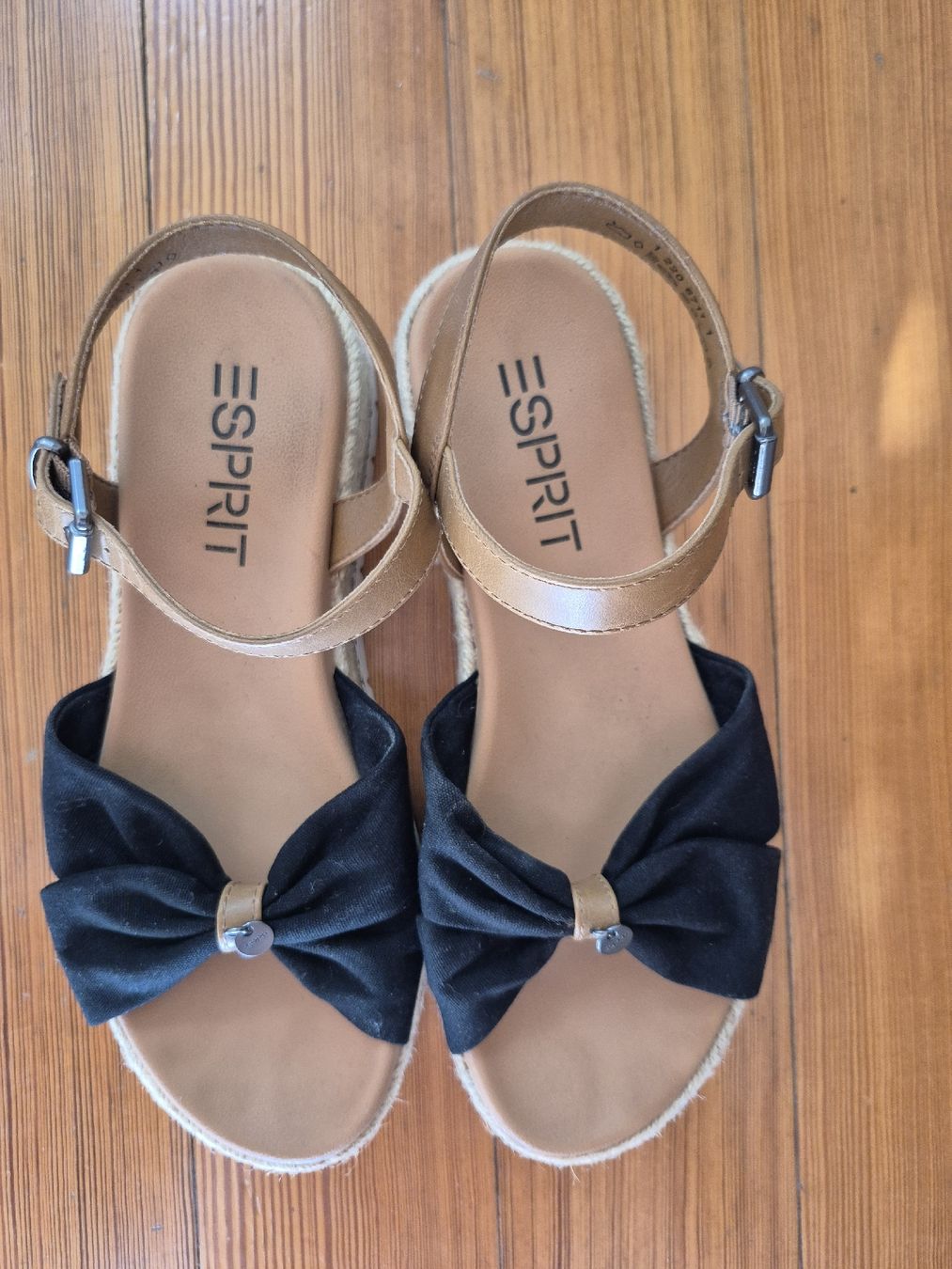 Esprit Scarpe da donna: Ballerines compensées Esprit 38 – Usato da Lausanne venduto da claire1401 1