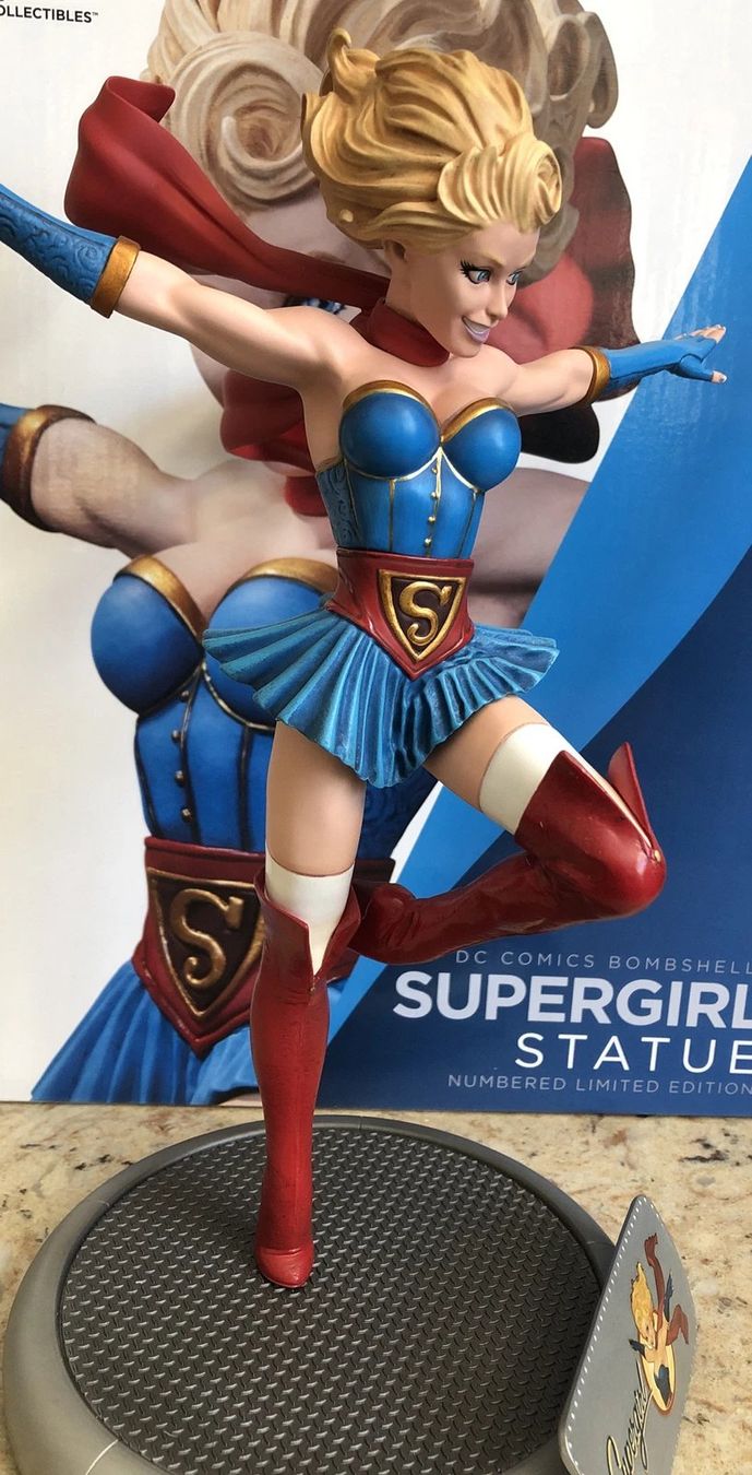 Statuette: DC Comics Collectibles Bombshells Supergirl – Usato da Oberentfelden venduto da FiguresAndGamesPlace 2