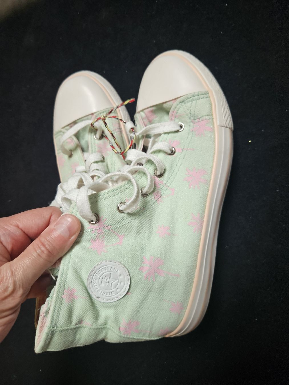 Scarpe per ragazze: Bluebox Mädchen Sneaker High, Gr. 35, Top Zustand! – Nuovo (secondo la descrizione) da Neftenbach venduto da susanne0041 4