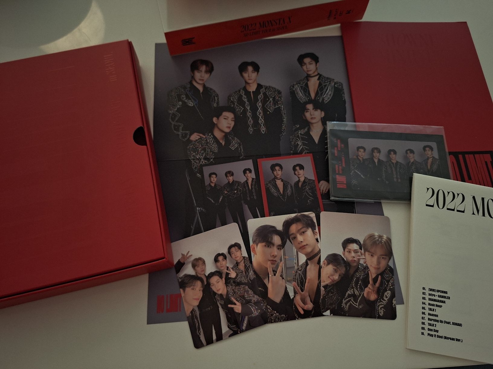 Tutti i DVDs: Monsta X - No Limit (Tour) – Nuovo (secondo la descrizione) da Chur venduto da mal_ld6s 1