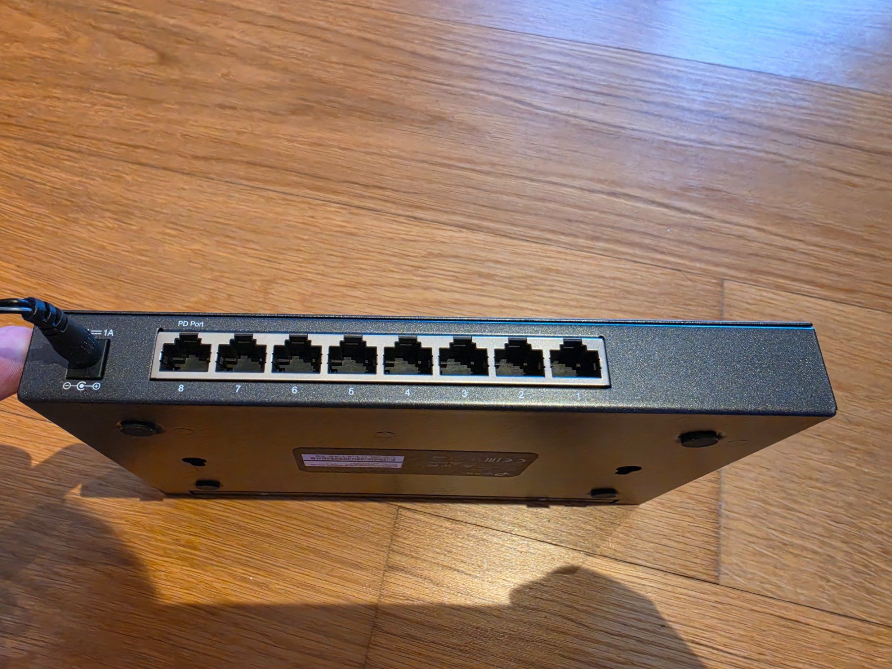 Hub & Switch: TP-Link Netzwerk Switch: TL-SG2008 – Usato da Erlen venduto da Marcel-0906 1