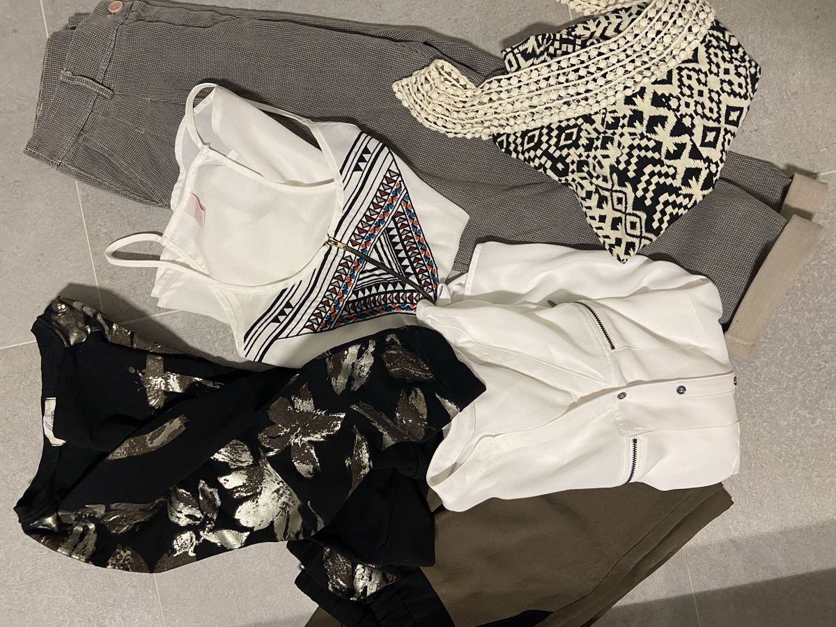 Lotti di vestiti: Damen Kleiderpaket, Grösse M-L – Usato da Brig venduto da jch_rq8z 1
