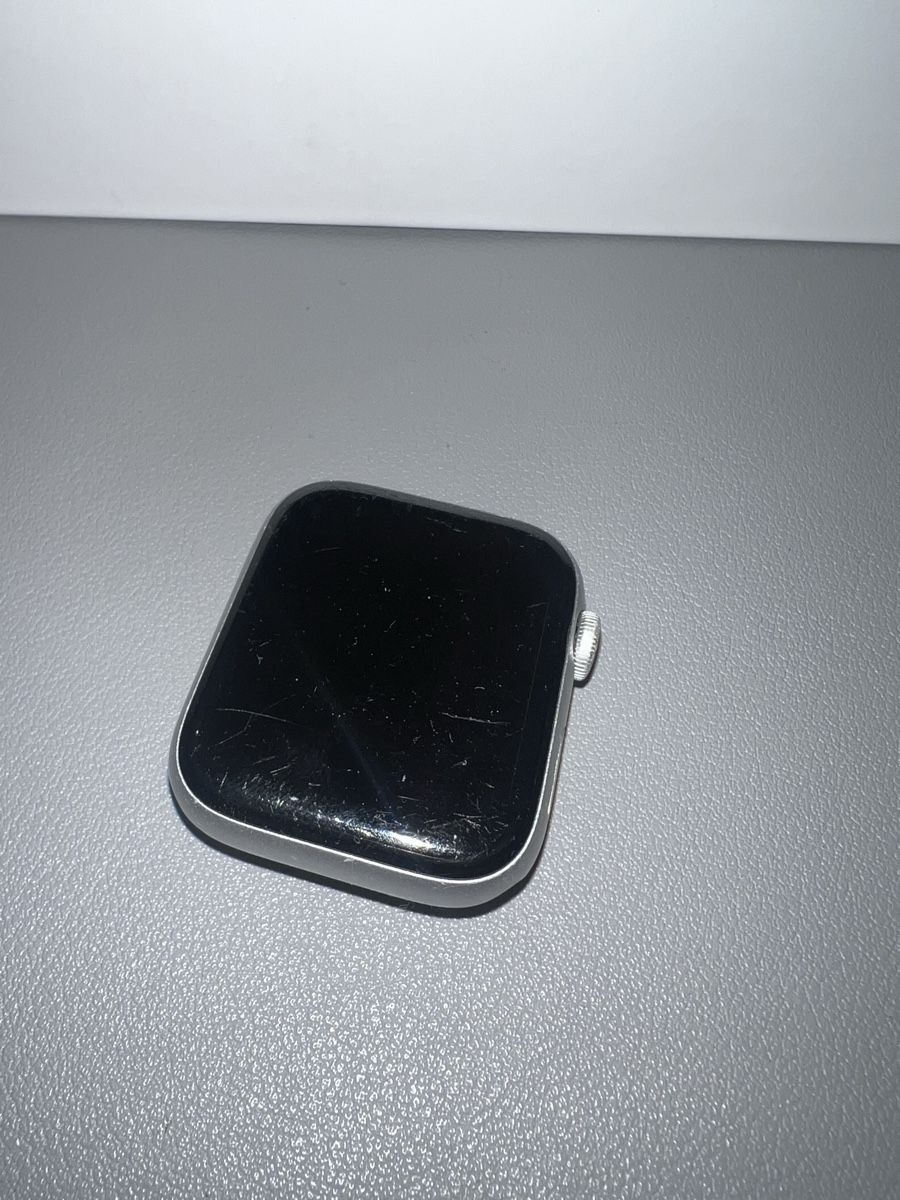 Apple Smartwatch: Apple Watch Series 5 GPS Cellular 44mm – Usato da Pfäffikon SZ venduto da pdroth 1