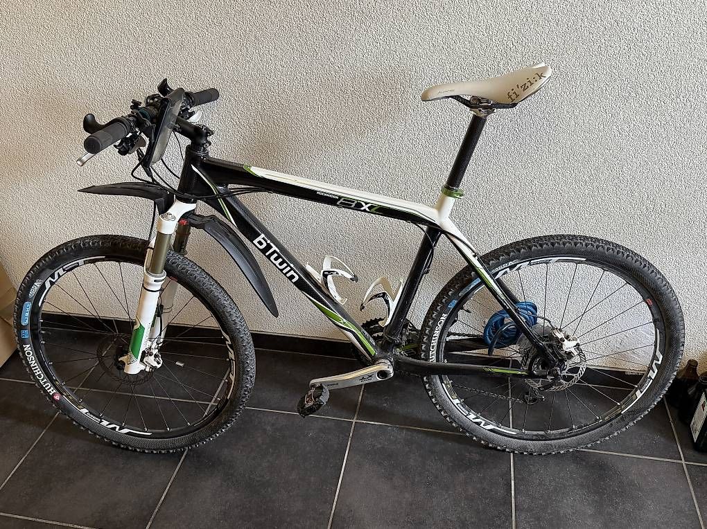 Vélos: VTT vélo – D'occasion à Biel/Bienne par clo_c85g 1