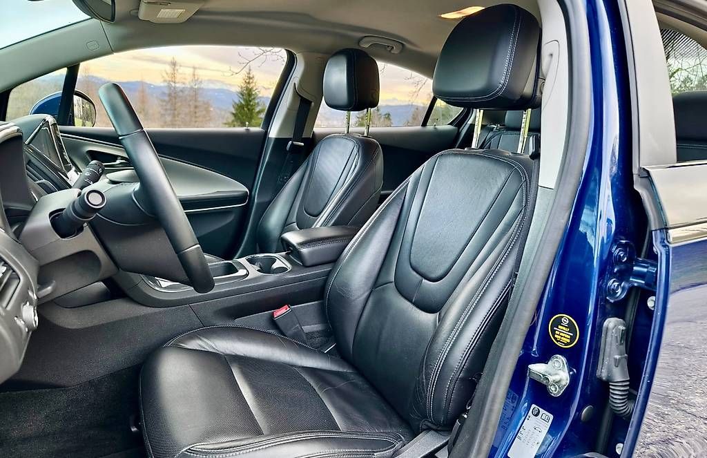 Automobili: Opel Ampera E-REV Plug-in-Hybrid Limousine 2012 – Usato da Turbenthal venduto da Retoo 5