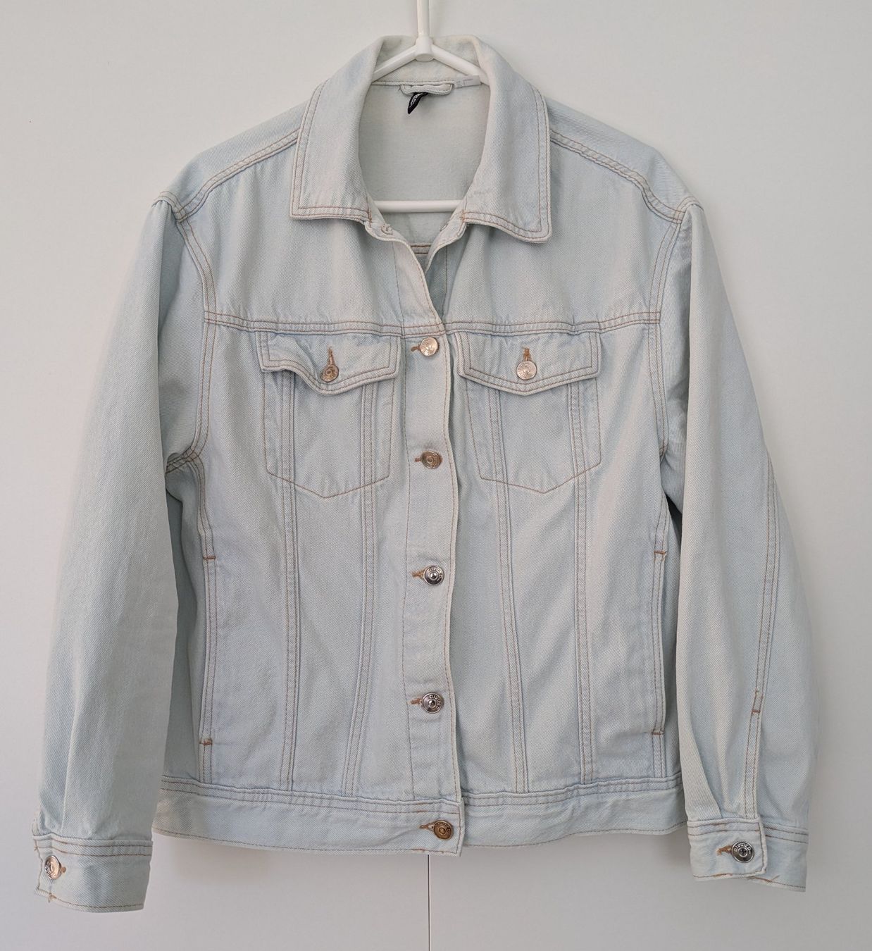 H&M Giacche: Jeans-Jacke oversize "Divided-H&M" Gr. S – Usato da Bonstetten venduto da Driver7