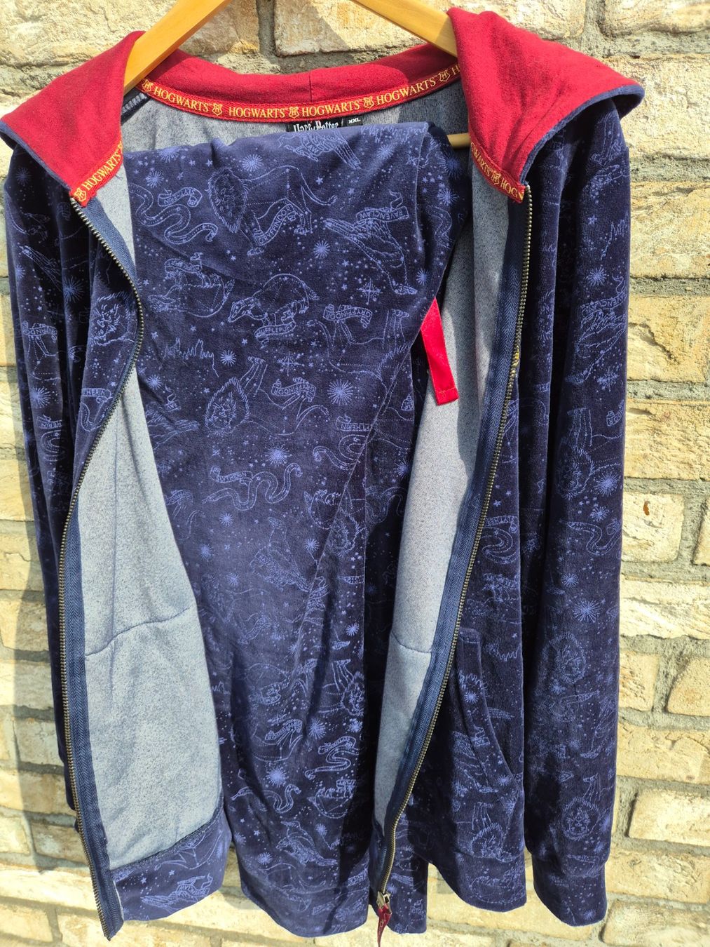Lotti di vestiti: Harry Potter Jogginganzug "Hogwarts" Grösse XXL Oversize – Usato da Bassersdorf venduto da retrolab 5