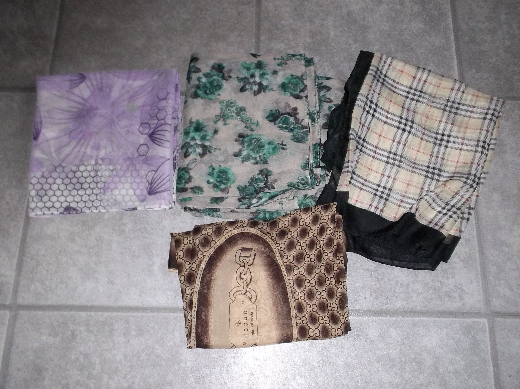 Foulards, Tücher & Schals: 16 verschiedene Foulards – Gebraucht aus Kaltbrunn von Cindy99 3