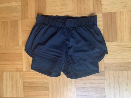 Adidas Damen Shorts schwarz Gr. XS Top Zustand S...
