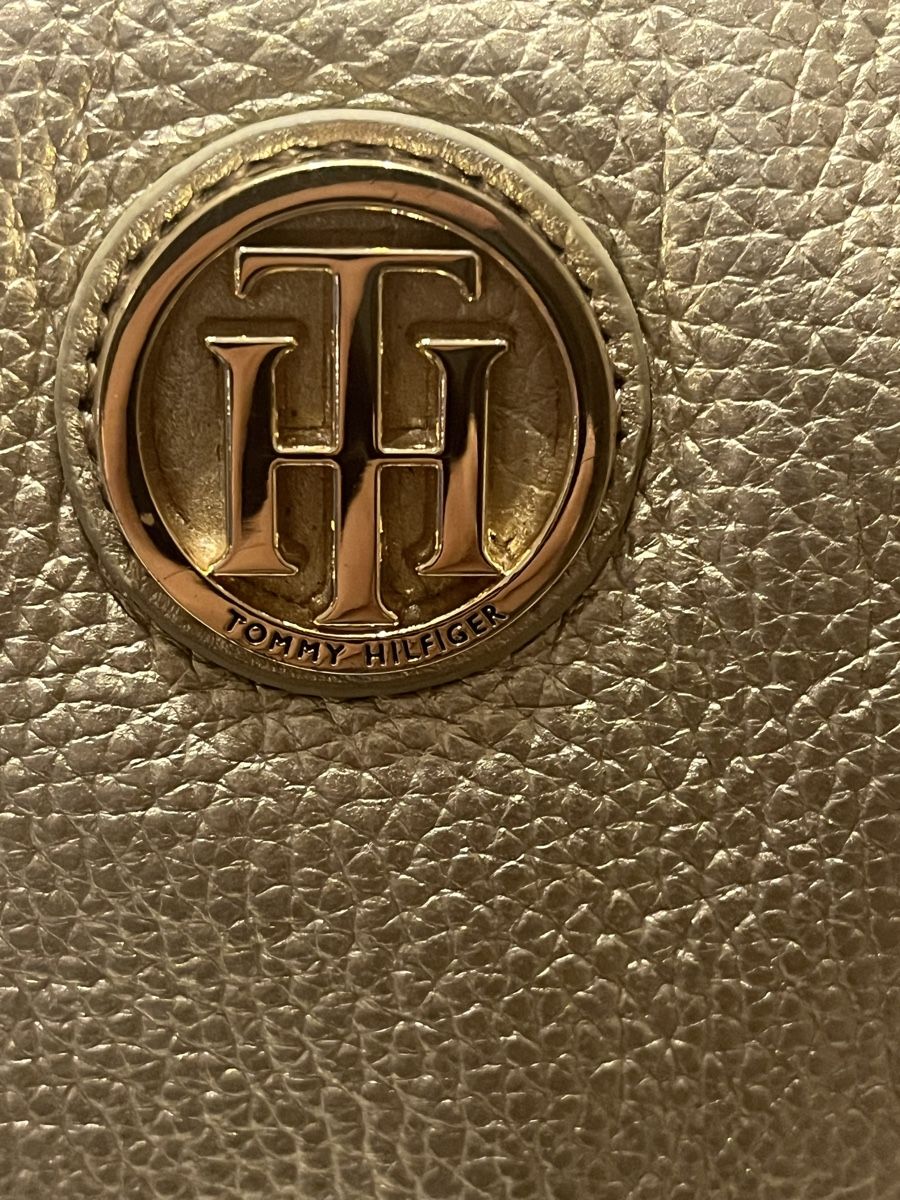 Tommy Hilfiger Borse da donna: Tommy Hilfiger Handtasche Gold – Usato da Turgi venduto da SvetlaM 2