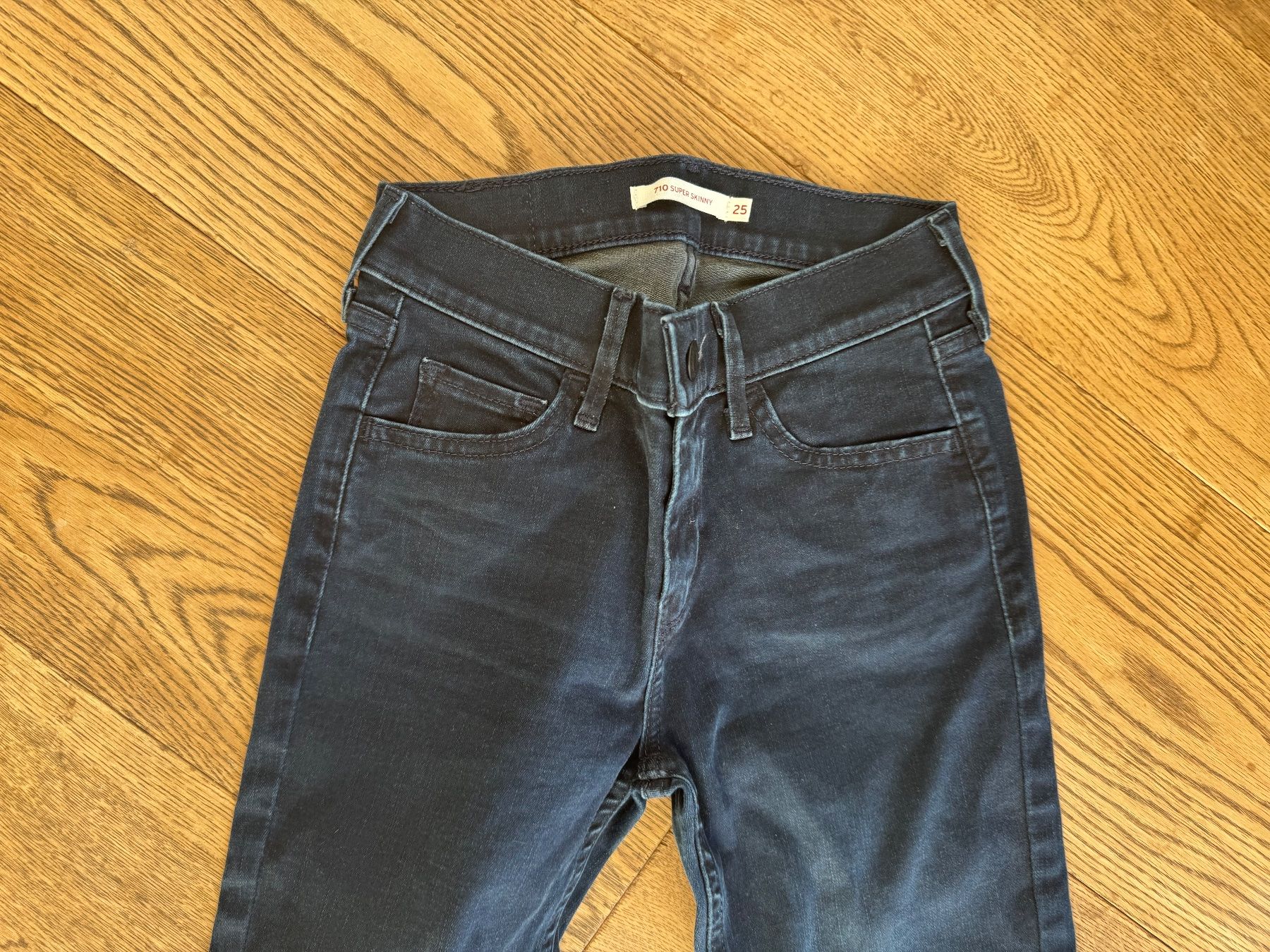 Jeans: Jeans, Levis //NEU// 25/30 – Usato da Stettfurt venduto da outlet72 2