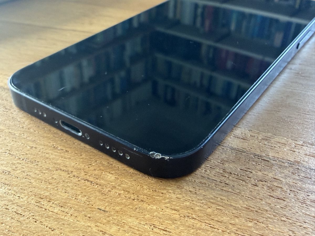 Apple Handys / Smartphones: iPhone 12 (64GB) – Gebraucht aus Zürich von jamesmarchant 3