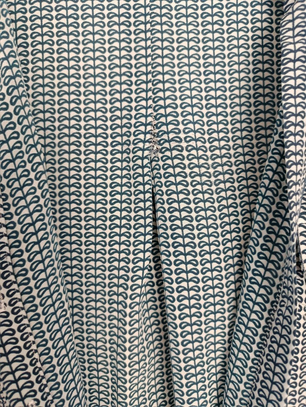Camicette: IVI Collection Gemusterte Seidenbluse mit Taschen – Usato da Weiach venduto da sim_8s27 8