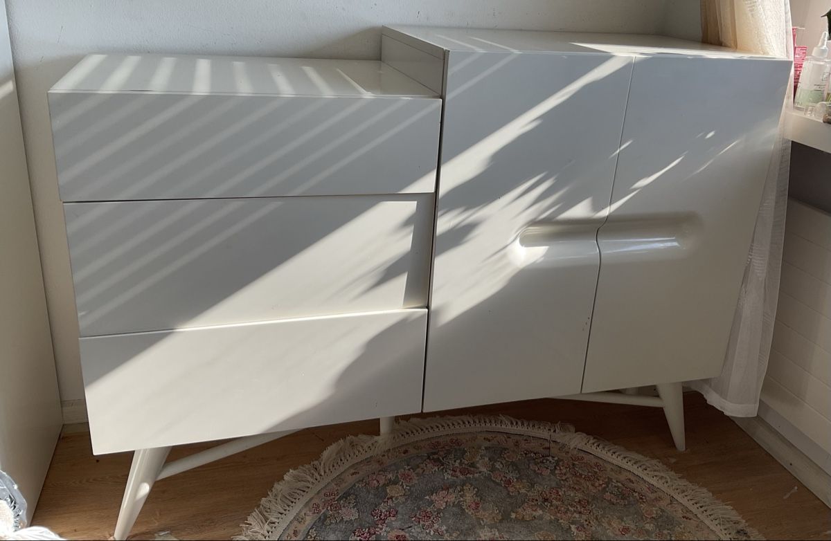 Schminktische: Schminktisch/Sideboard/TV Möbel – Gebraucht aus Therwil von h96_9qrs