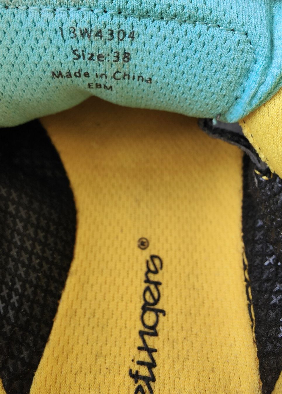 Vibram Damenschuhe: FIVEFINGERS Zehenschuhe Damen Gr. 38 – Gebraucht aus Lachen SZ von PizBuin35 5