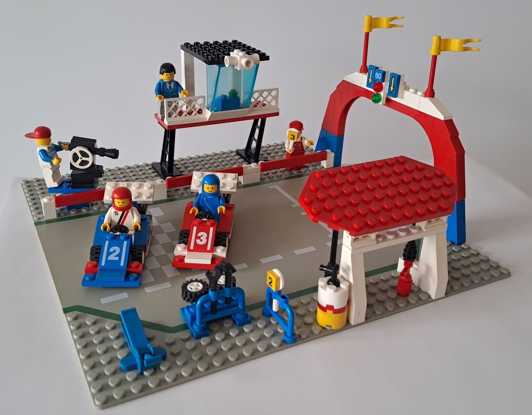 LEGO 6381 Formel1 Rennwagen Motor Speedway kpl - Weihnacht (Gebraucht ...