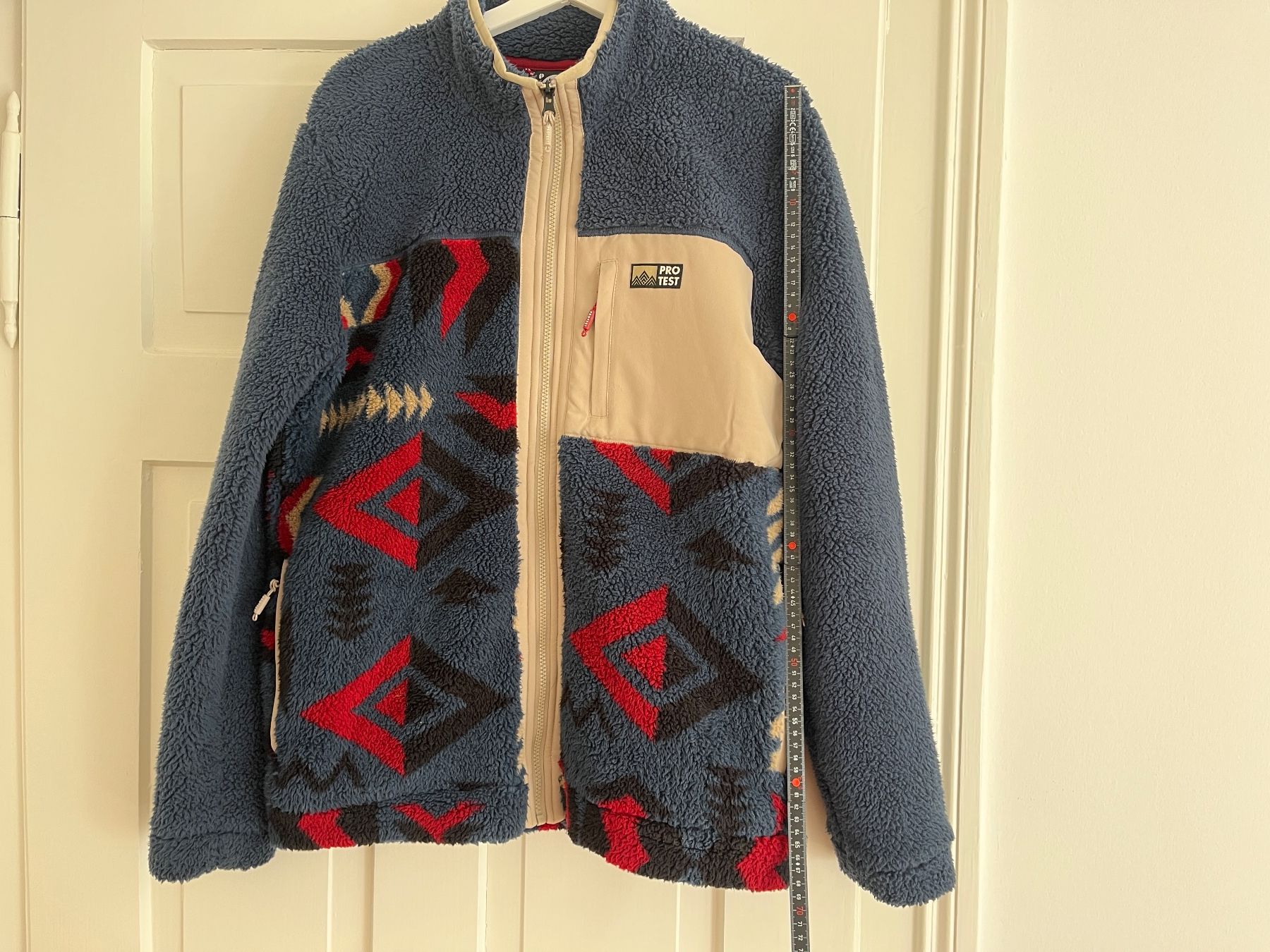 Protest Pullover & Sweatshirts: Protest Fleece Jacke L - Top Zustand – Gebraucht aus Zürich von bretxo 2