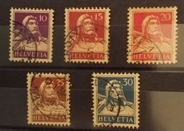932) Tell  geriffeltes Papier  Kt. 200.-