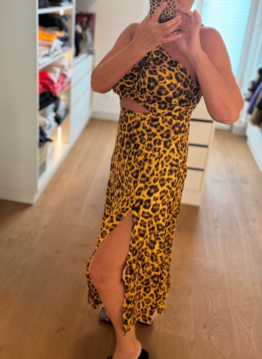 Sandro Vestiti: Sandro Kleid Leopard Print Grösse 36 neu – Usato da Luzern venduto da per_mxf5 1