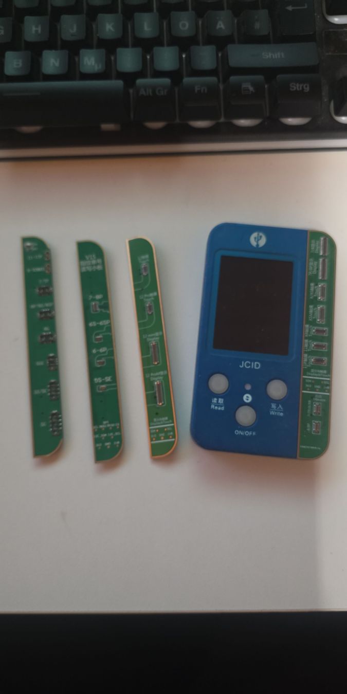 Tutti gli attrezzi: JCID V1S Programmierer mit Adapter - Top Zustand! – Nuovo (secondo la descrizione) da Kleinlützel venduto da tob_dg8c