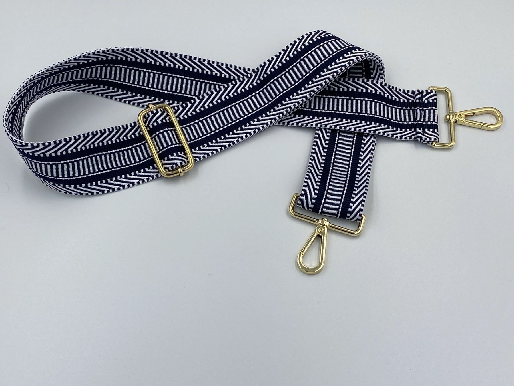 Sonstige Kleidung & Accessoires: Schulterriemen "Benda schwarz" – Neu und originalverpackt aus Bülach von DuffyFashionAvenue