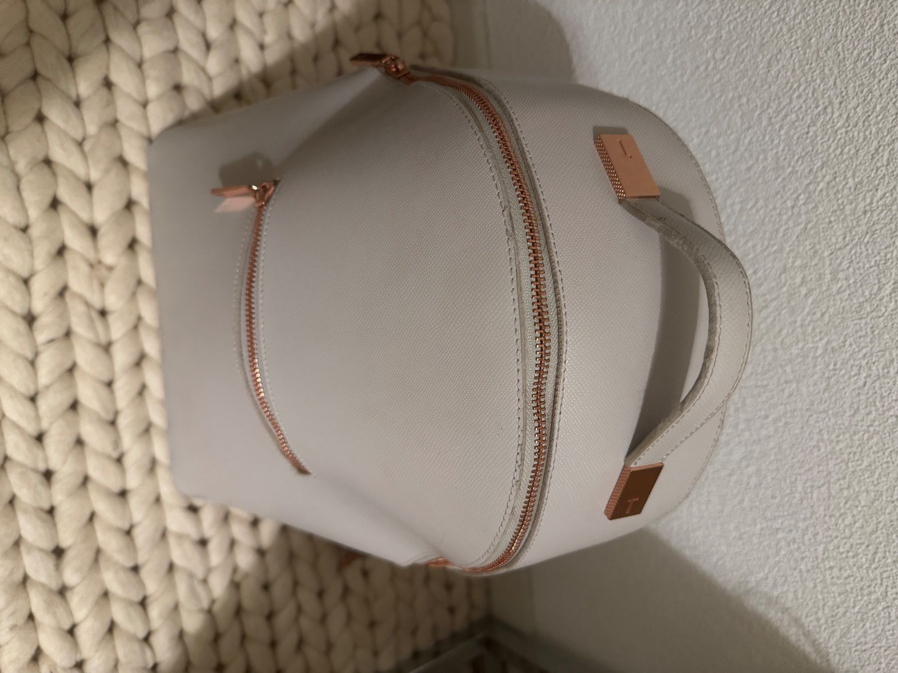 Zaini: Sac à dos Ted Baker gris clair – Usato da Granges-Paccot venduto da snowdi 1