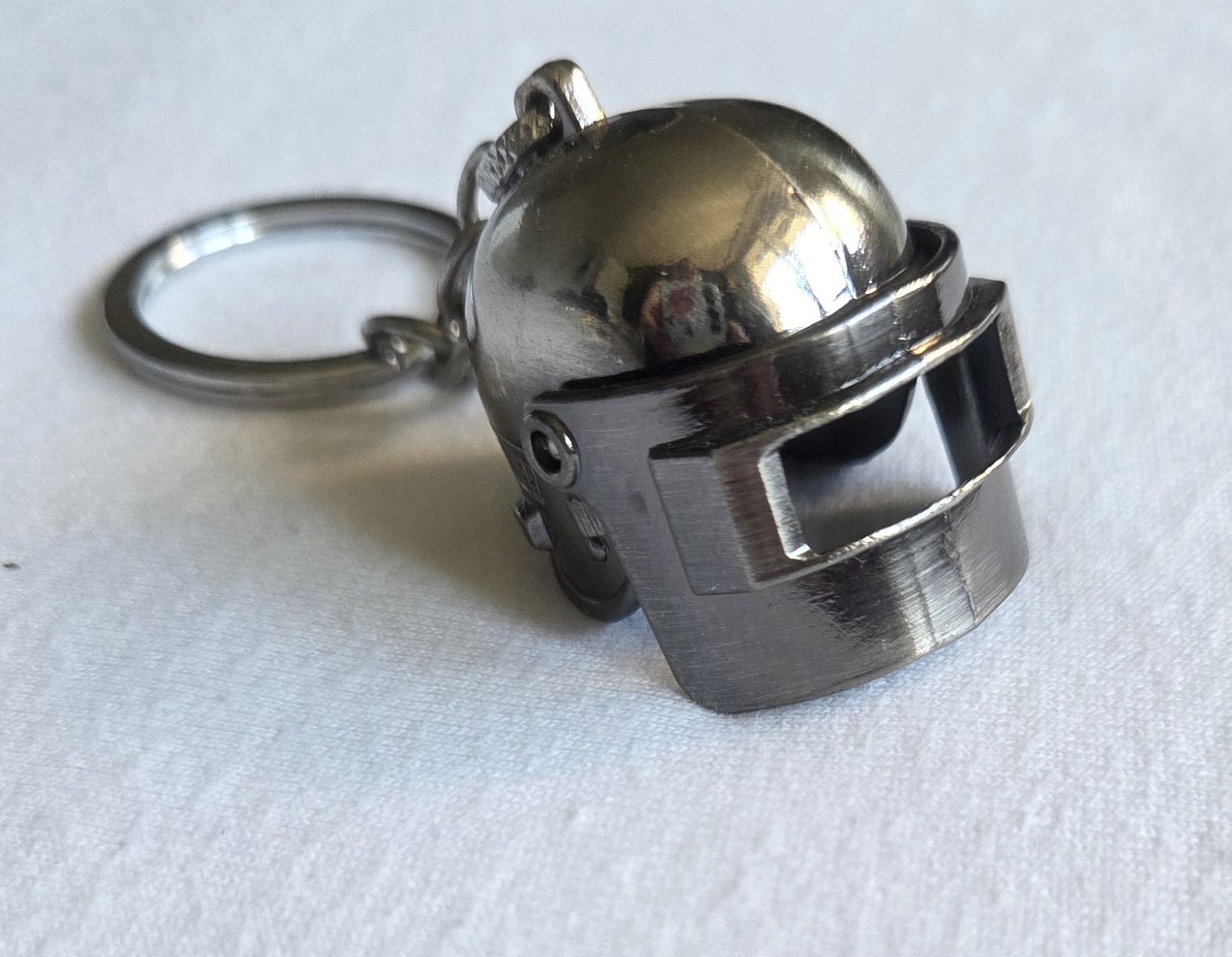 Portachiavi: Helm Schlüsselanhänger – Nuovo (secondo la descrizione) da Sennhof (Winterthur) venduto da Hirnschmadder-1