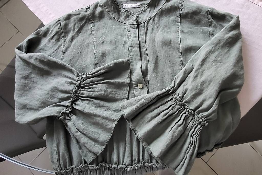Vestiti: LEINENKLEID  XL/XXL  – Usato da Zizers venduto da Roosi1 3